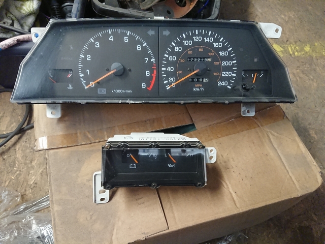 AE92 coupe gauge cluster