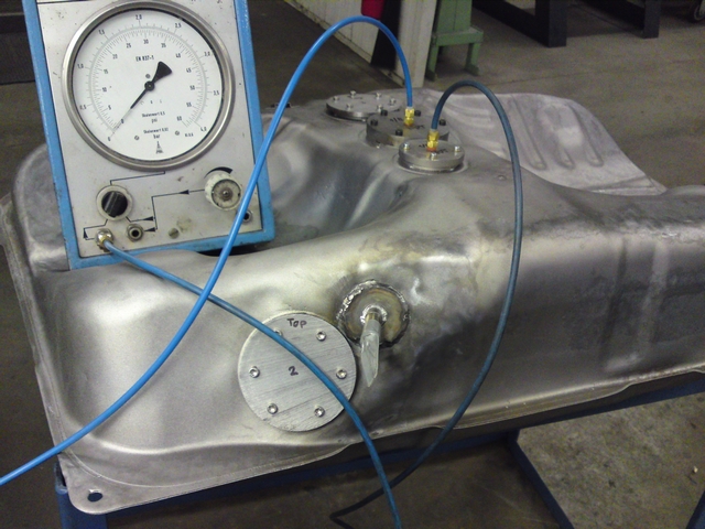 Pressure testing fuel tank